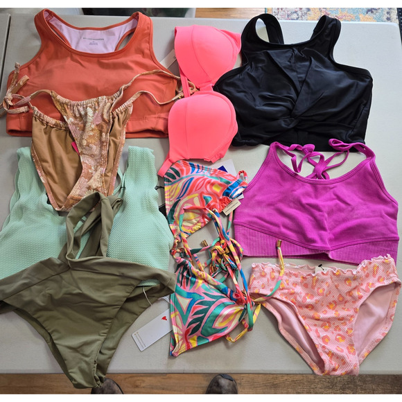 Colorful Swim Bundle Women's S-M 9 Pieces 6 Tops & 3 Bottoms / 8 Are NWT - Picture 15 of 15